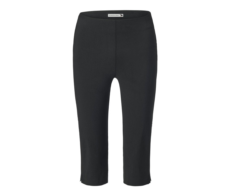 Un corsaire stretch noir sur fond blanc.