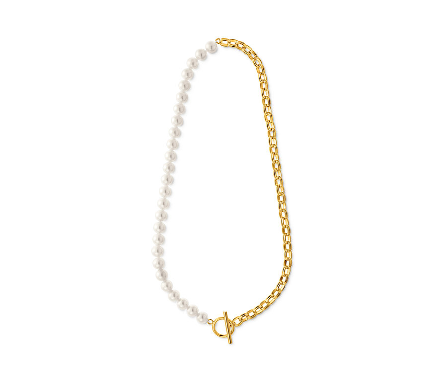 Chaîne moitié perle, moitié chaîne dorée.