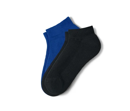 Deux paires de chaussettes de sport fonctionnelles, une bleue, une noire.