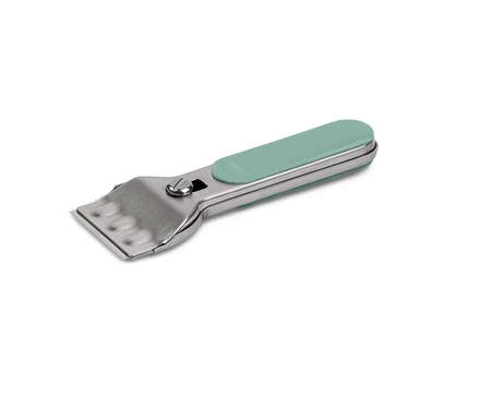 Raclette de nettoyage avec une structure métallique argentée et un manche vert clair.