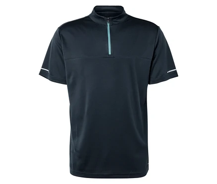 Gros plan sur un maillot de cyclisme bleu marine avec une courte fermeture éclair et des bandes réfléchissantes sur les manches.