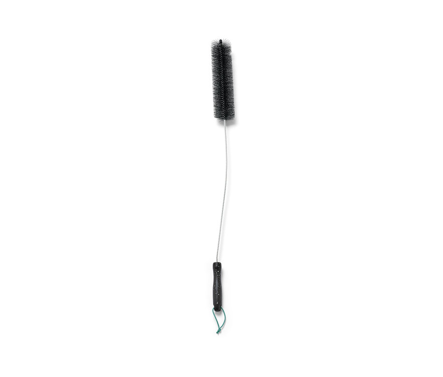 Brosse pour radiateurs avec un long manche.