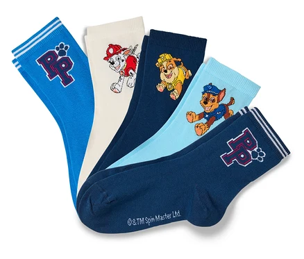 Cinq chaussettes sont superposées, chacune avec un personnage ou un logo différent de la Pat' Patrouille.