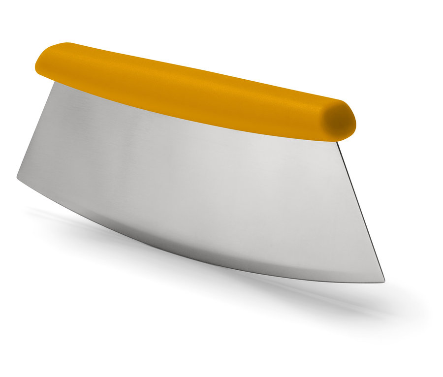 Coupe-pizza avec manche jaune.