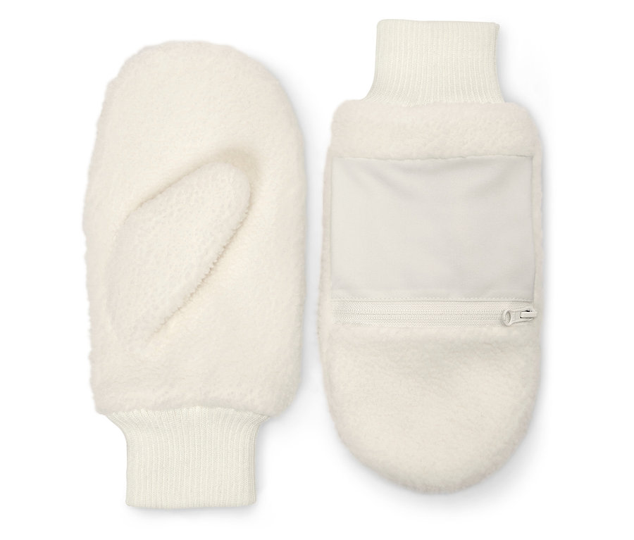 Deux mitaines blanches sont côte à côte. L'une a une poche zippée.