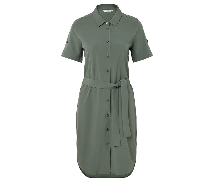 Une robe chemise vert olive à manches courtes avec une ceinture à la taille.
