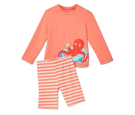T-shirt à manches longues saumoné avec motif de poulpe et short rayé.