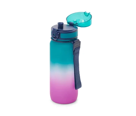 Une gourde isotherme avec un dégradé de couleur turquoise à violet, avec un bouchon bleu et une dragonne.