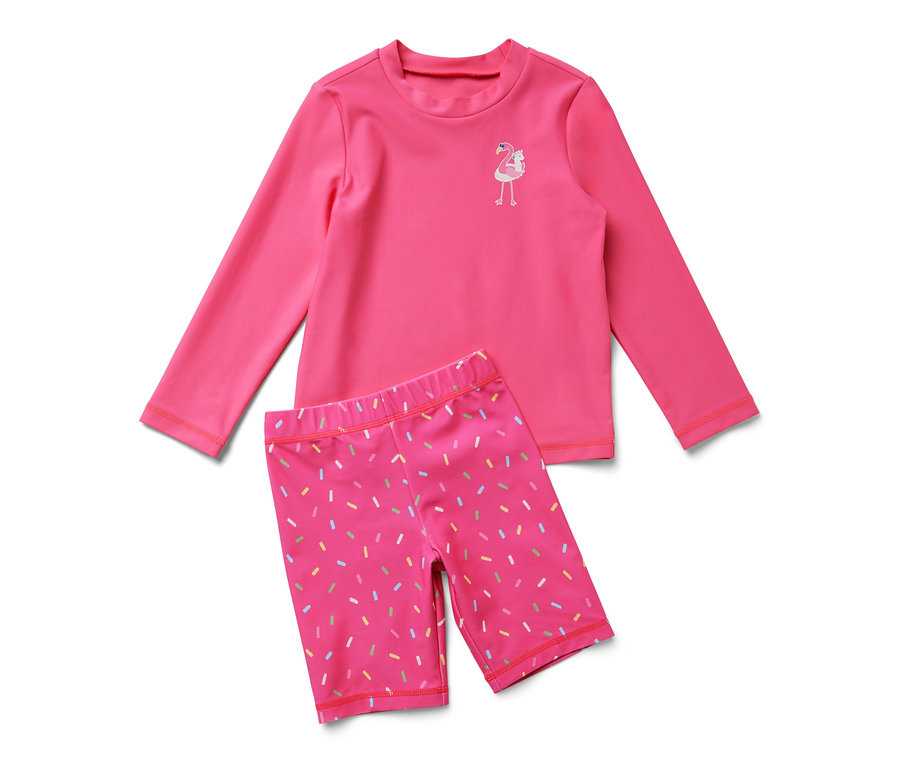 Combinaison rose pour enfants avec protection UV 80, comprenant un t-shirt à manches longues et un short.