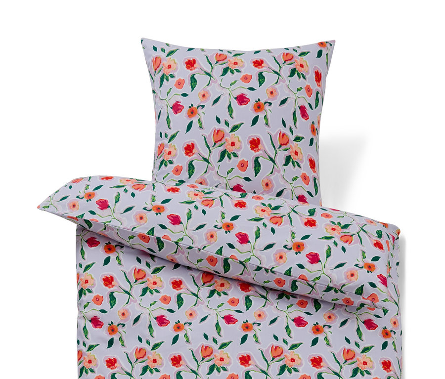 Parure de lit en renforcé de taille standard et grande taille avec un motif floral.