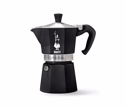 Cafetière italienne Bialetti Moka Express noire sur fond blanc.