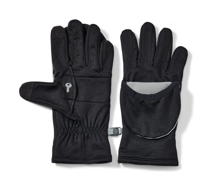 Deux gants de course noirs avec rabats sont posés côte à côte sur un fond blanc.
