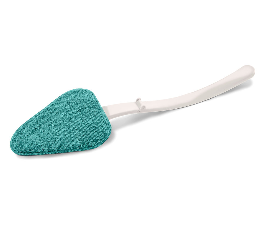 Outil de nettoyage avec tête en tissu bleu-vert et manche en plastique blanc.