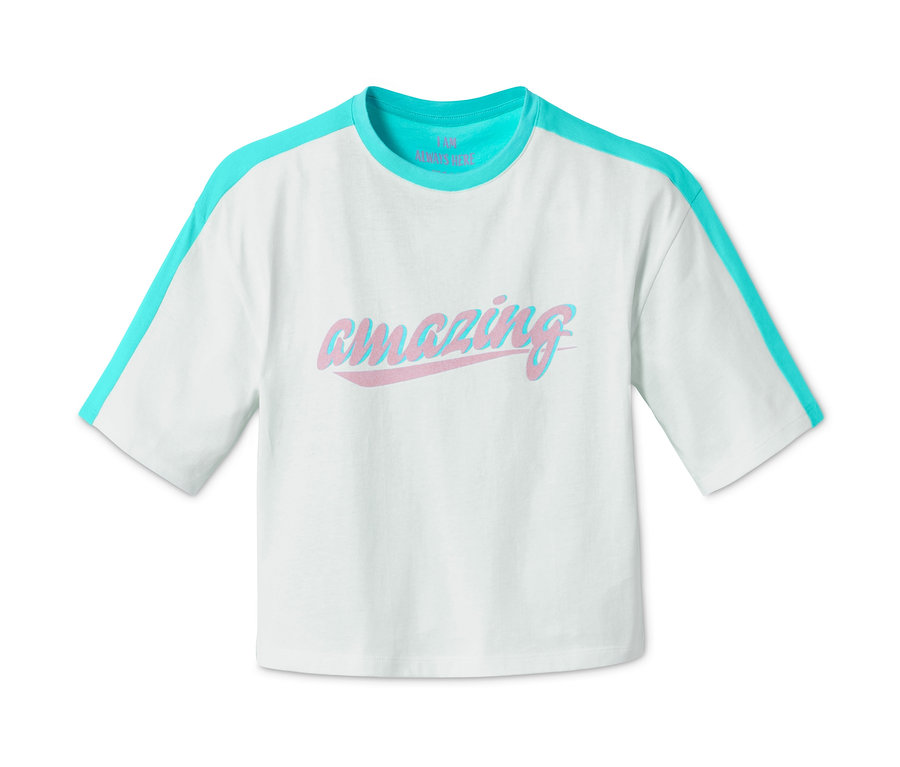 T-shirt en coton bio blanc à manches courtes avec l'inscription "amazing".